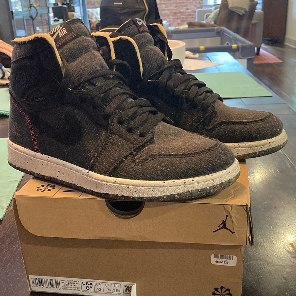Size 8.5 Air Jordan 1